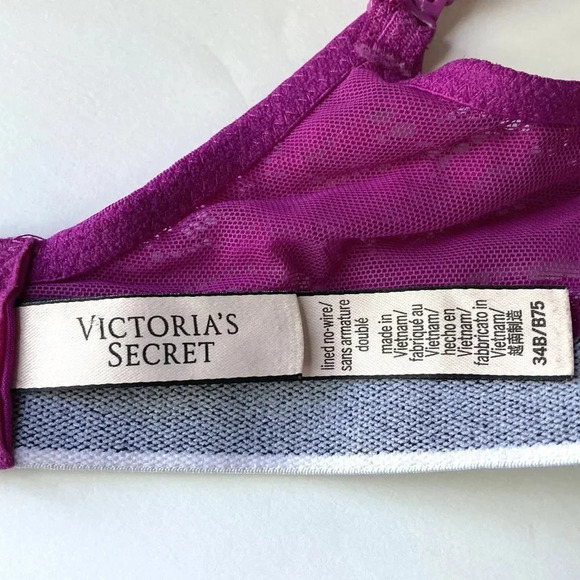 Victoria's Secret Magenta Lace Lightly Lined Wireless Bra, Size 34B‎ - Picture 6 of 10